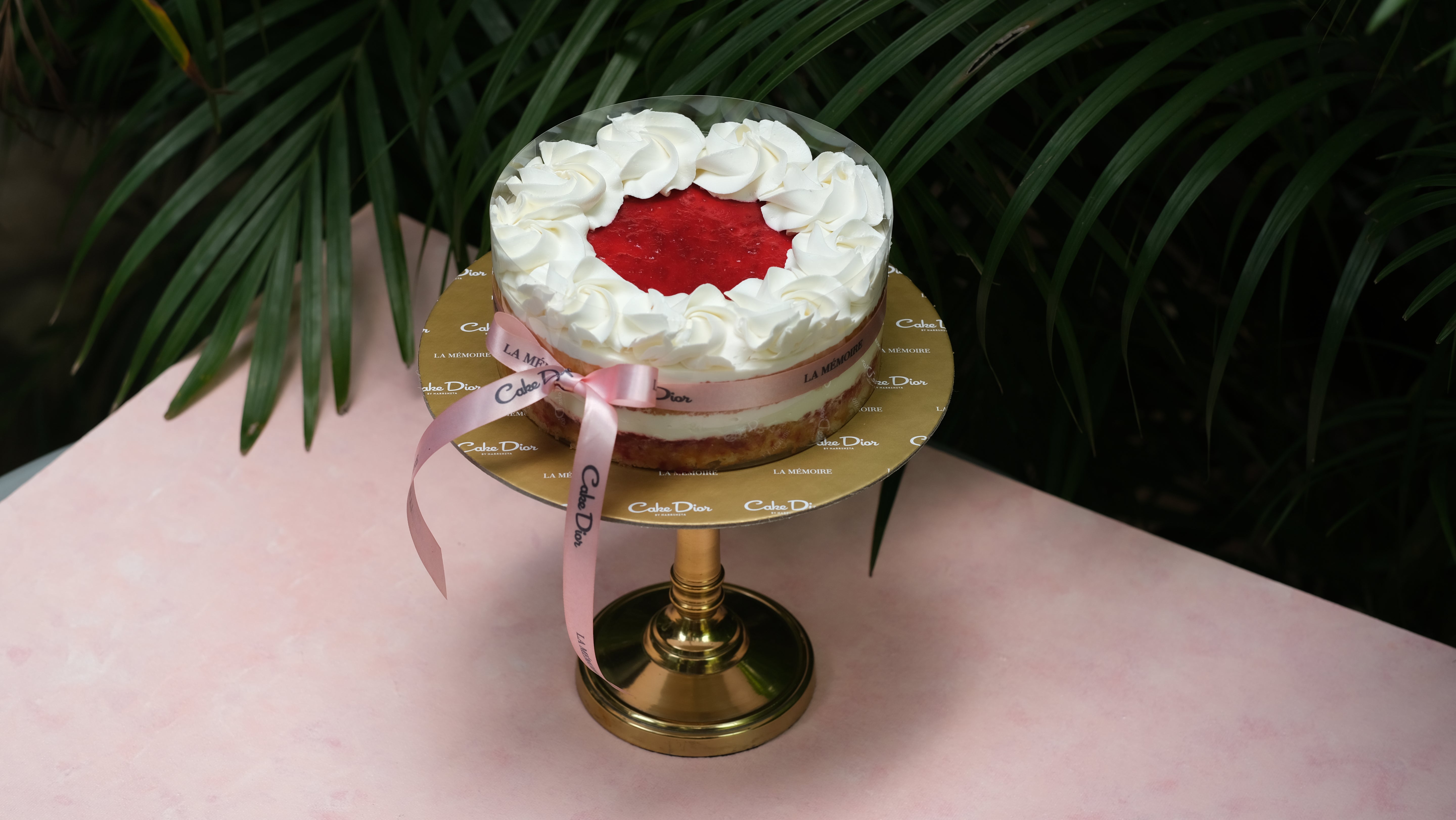 Lemon raspberry cake