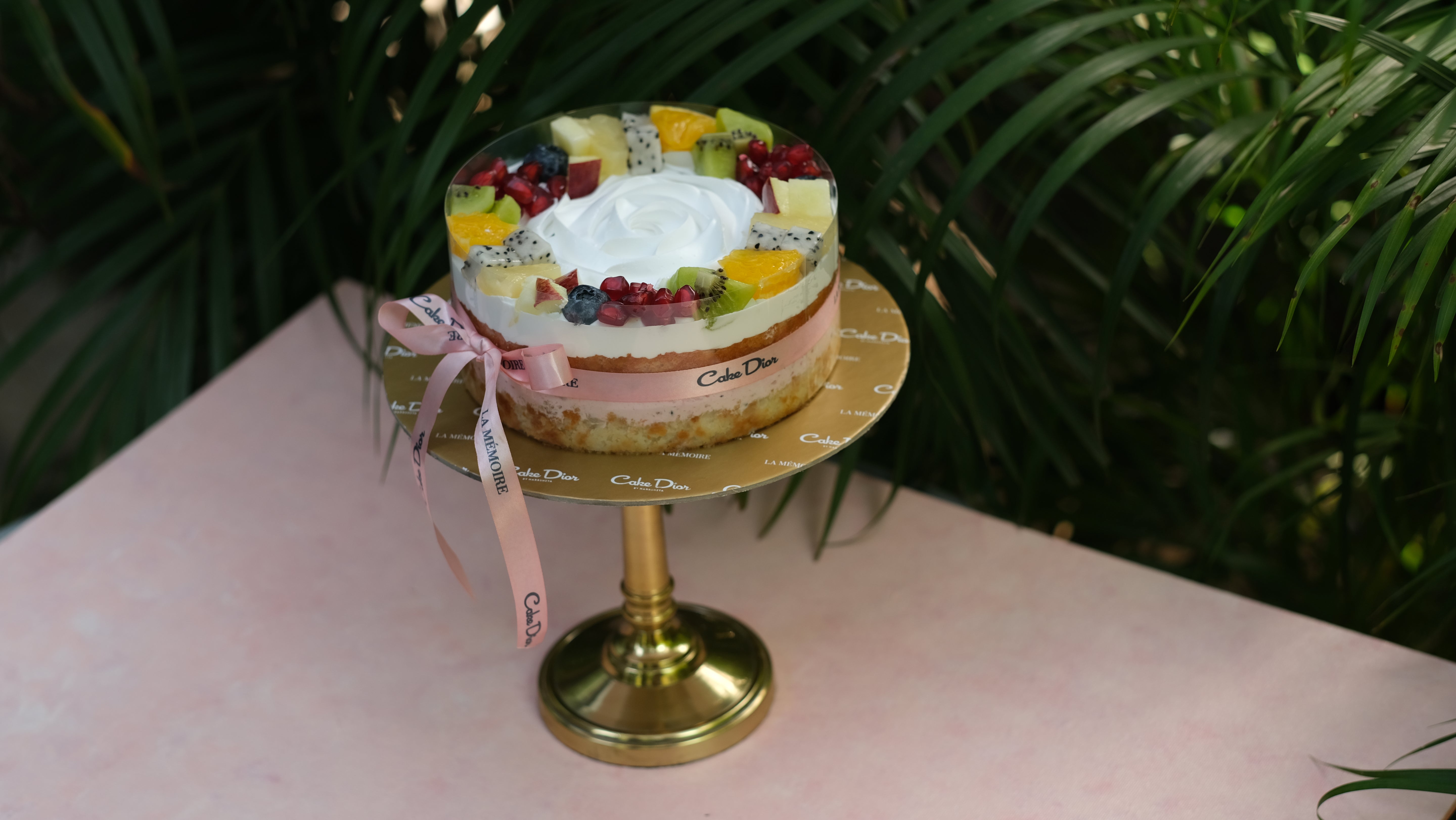 Fresh fruit cake